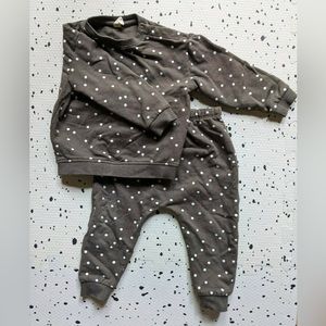 Quincy Mae jogger sweater sweatshirt baby 12-18 months